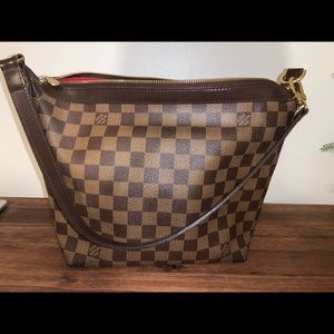 Louis Vuitton purse